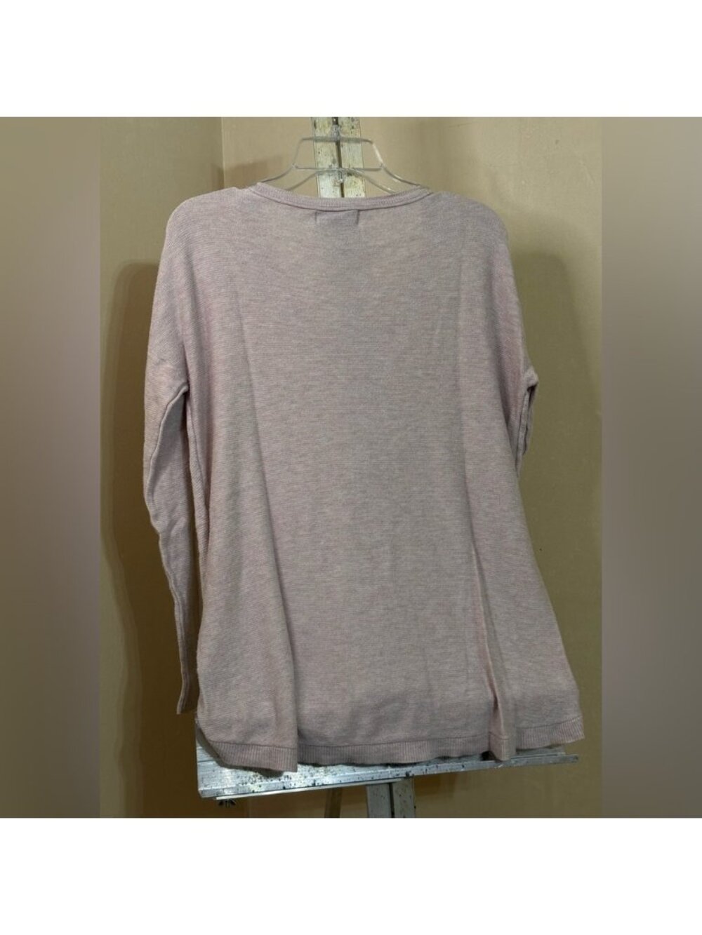 Mossimo Pink V-Neck Sweater Sz L - Picture 2 of 6